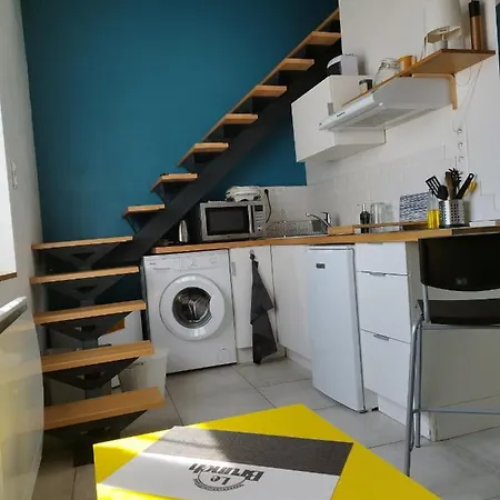 Charmant Duplex 28 M2 Calme Dans Maison Avec Jardin Centre Transport Appartement *